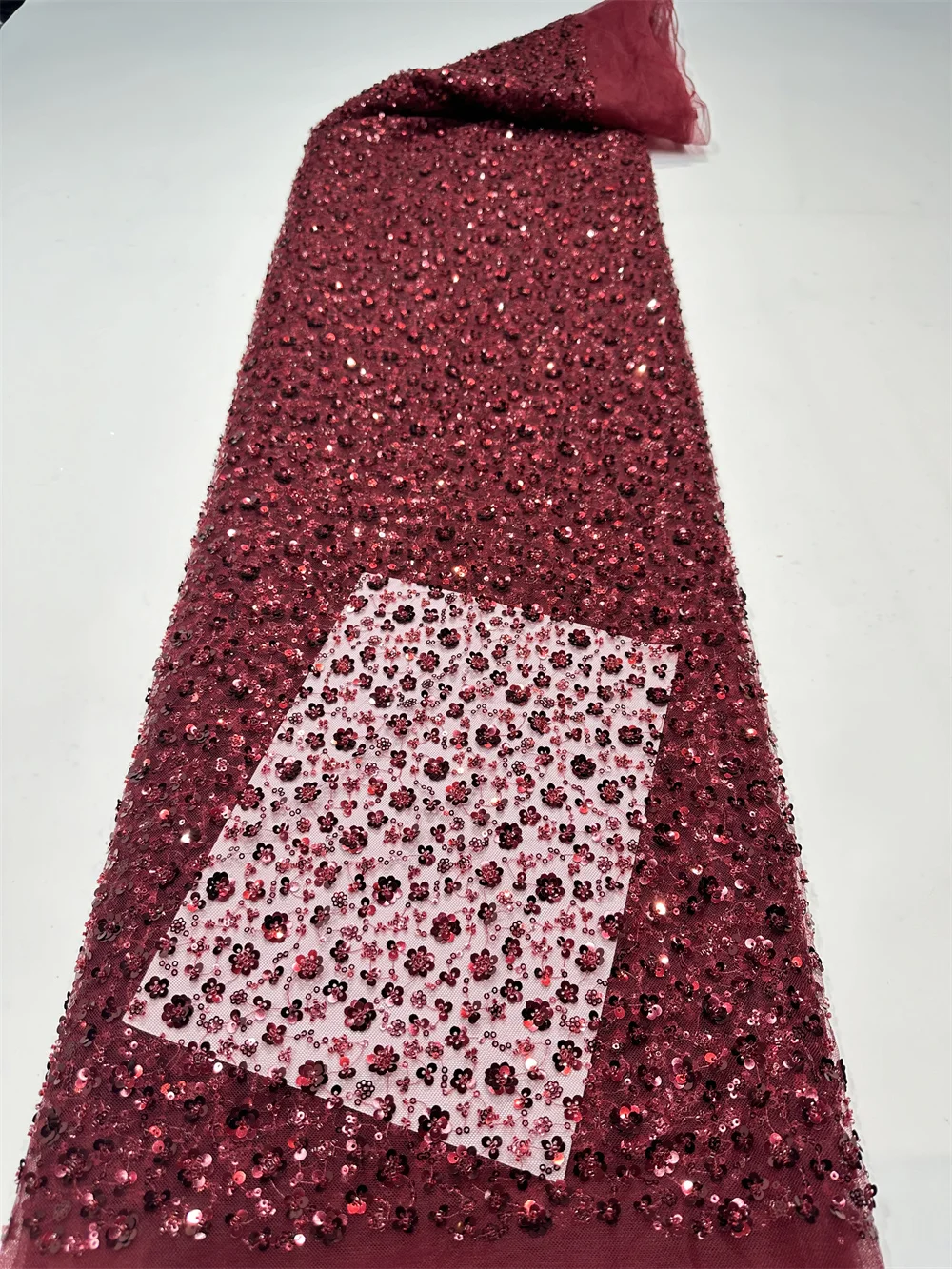 アフリカのレース生地 2026 ゴールドスパンコール ビーズ - Glitter Tablecloth のレビューと価格